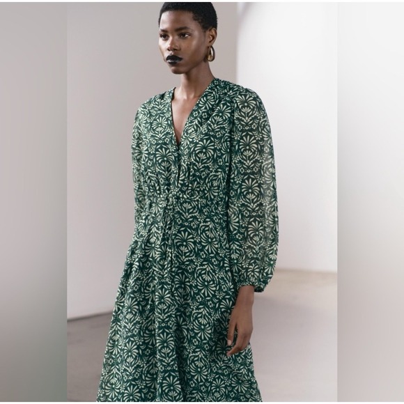 NWT Zara Printed Midi‎ Dress Green Large - Picture 10 of 12
